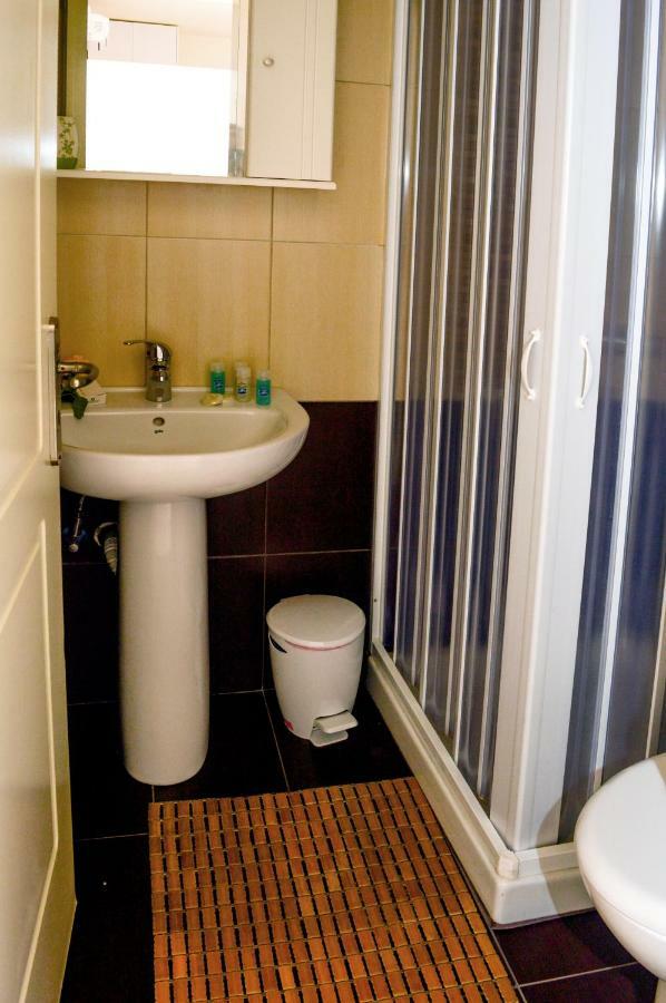 Meltemi Beach Apartments Mílatos Eksteriør bilde