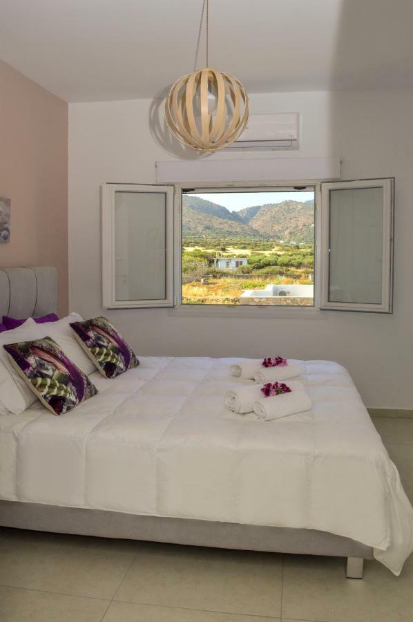 Meltemi Beach Apartments Mílatos Eksteriør bilde